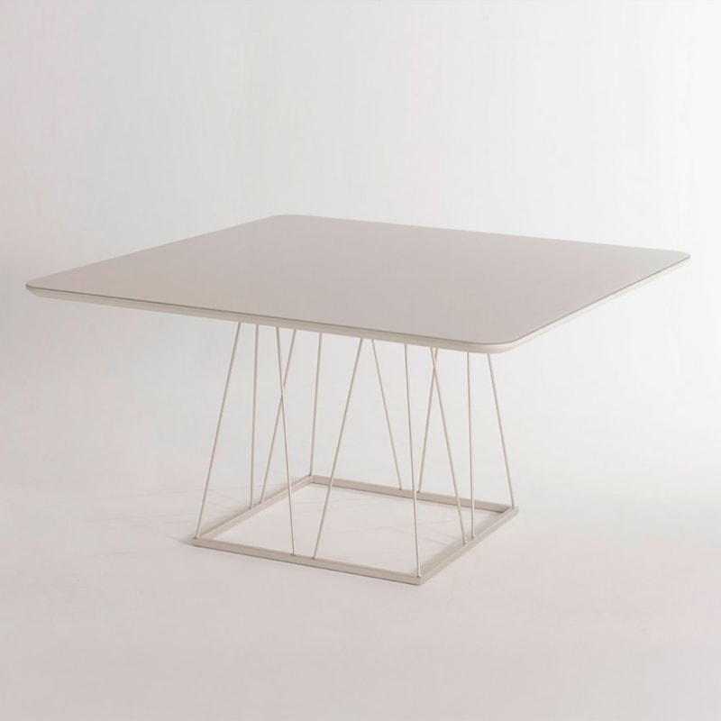 Mesa De Jantar Quadrada Providence Com Tampo De Vidro 140cm