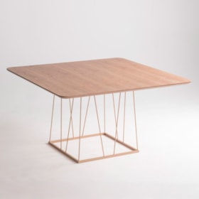 Mesa De Jantar Quadrada Providence Com Tampo Laminado 140cm